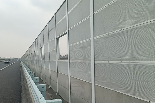 公路隔声屏障